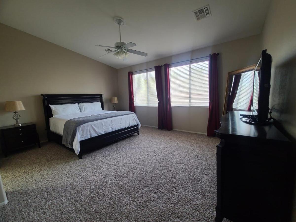 Phoenix II Minutes To Airport And Downtown Exterior foto