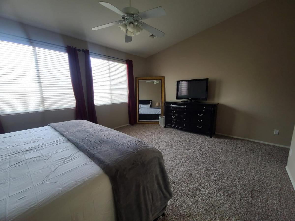 Phoenix II Minutes To Airport And Downtown Exterior foto