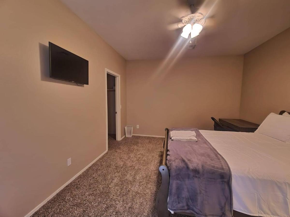 Phoenix II Minutes To Airport And Downtown Exterior foto